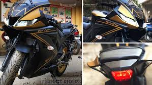 Yamaha r15 v3 new model is available in bs6 version. Yamaha Dealer Is Offering Custom Colour Options For The R15 V3 In India