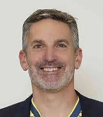 Larry Sacks's Instagram, Twitter & Facebook