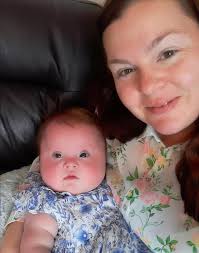 Emma joins us today to tell us about her pregnancy and birth experience  plus life as a single mum. We are happy for our stories to be shared to  spread awareness of