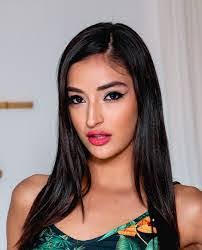 Nilsa Valentin's Instagram, Twitter & Facebook