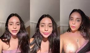 Xehli G mostrando seus peitos lindos demais