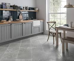 natural stone tiles: tips and ideas for