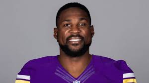 Defensive Pressure in Week 12 Win Over Patriots