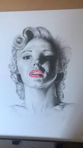 I'm seeking the artist (apparently not Munroe) to credit them.