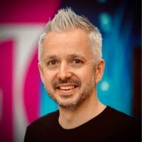 100+ perfiles de «Finzel»