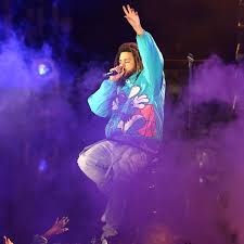 Cole has released five studio albums, one live album, three compilation albums, two extended plays, three mixtapes, 55 singles (including 22 as a featured artist), two promotional singles and twenty one music videos. Rtwpp2bptzitcm
