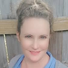 Tara May's Instagram, Twitter & Facebook