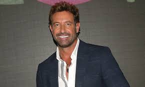 Un nuevo escándalo del actor mexicano las imágenes, de. Gabriel Soto Recibe La Resolucion De Una De Sus Batallas Legales Gane La Demanda