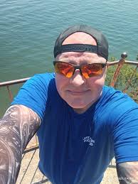 Amanda Martin with one of the Martin brothers ❤️😊 #ironresurrection  #amandamartin