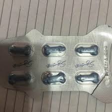 بالصور جمارك الطرود البريدية تحبط تهريب مخدر الحشيش وساعة ثمينة بروباجندا