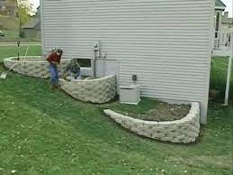 How To Build A 3 Tier Retaining Wall On A Slope Landscaping Retaining Walls Landscaping On A Hill Sloped Backyard