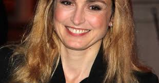 L'histoire d'amour de Julie Gayet et de l'ancien chauffeur de Carla Bruni