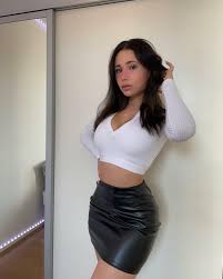 Helen Ivy - Free pics, galleries & more at Babepedia