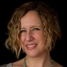 Lesley Johnston's Instagram, Twitter & Facebook