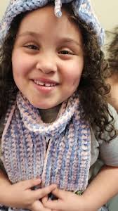 making a matching hat + scarf with super soft yarn for my baby #crochet  #matching #pinkandblue #crochethat #crochetscarf #matchinghatandscarf #soft  #softyarn #fyp #foryoupage #cute