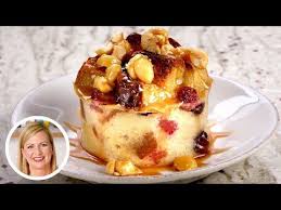 Professional Baker S Best Banana Caramel Bread Pudding Recipe Youtube In 2020 Caramel Bread Pudding Bread Pudding Recipe Pudding Recipes