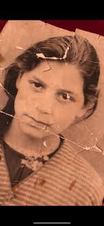 Restoring vintage photo of grandparents in Sydney 1930s