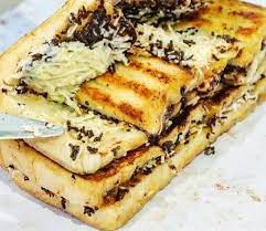 Burnt bread) refers to toast, usually prepared with grilled white bread, in both the indonesian and malay languages. Roti Bakar Bandung Home Facebook
