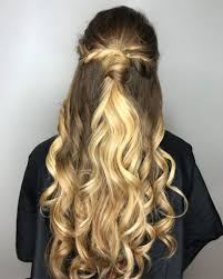 Down prom hairstyles straight hair. 30 Prom Hairstyles To Look Beautiful On Prom Night Hairdo Hairstyle