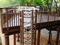 屏東親子景點 屏東和平公園 傑克樹屋 飛翔滑軌 花灑噴泉 搭配屏東市社福館室內遊戲室 免費玩整天 來飽寶家ba 痞客邦