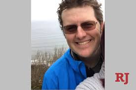 North Carolina dad dies after being hit by wave at beach, wife says