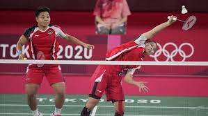 Pasangan senior, tan wee kiong dan goh v shem memiliki keyakinan bahwa pemain muda aaron chia/soh wooi yik akan mengulangi prestasi medali perak mereka di olimpiade tokyo bulan depan. Zbxd6ugf7g0i7m