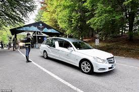 Italy's government announced a commission to investigate the disaster, which is likely to ask questions about the quality and safety of italy's transport infrastructure. Victims Of Italian Cable Car Horror Are Revealed Newsfinale