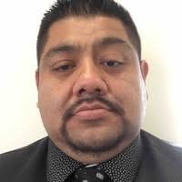 10+ perfiles de «Giles Martinez»