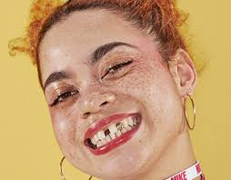 Kiss My 프로젝트 :: Photos, videos, logos, illustrations and branding :: Behance