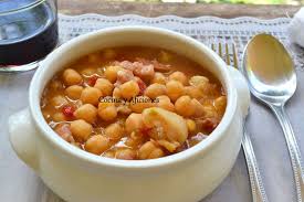 Donde podrás encontrar recetas fáciles para cada día y también para ocasiones especiales, recetas de cocina canaria, la cocina de mi tierra, recetas de cocina internacional y también información útil sobre los alimentos, técnicas y utensilios de cocina. Garbanzas Canarias Receta Paso A Paso