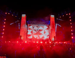 Diab Projects :: Photos, videos, logos, illustrations and branding ::  Behance