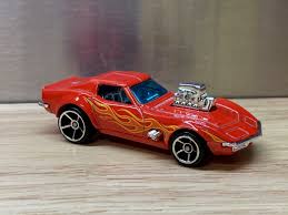 At 1:64 scale the rlc hot wheels is significantly smaller than the real ford econoline, but the detail is, nevertheless, exquisite. 68 Corvette Gas Monkey Garage Collect Hot Wheels