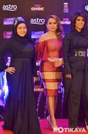 Sebanyak 12 buah lagu telah diumumkan layak ke anugerah juara lagu 31 setelah berentap di pentas separuh akhir muzik. Anugerah Industri Muzik 21