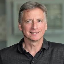 Robert Turner (he/him)