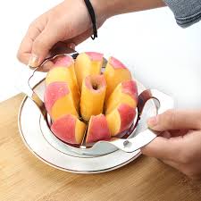 Berdasarkan video yang diunggah dari youtube, berikut 5 alat serbaguna yang dapat anda gunakan untuk memotong buah. Potong Epal Alat Hebat Buah Buahan Pisau Pengupas Kulit Keluli Tahan Karat Epal Dikupas Potongan Keping Potong Pisau Pemotong Potong Buah Buahan Alat Corer Rxft Shopee Malaysia