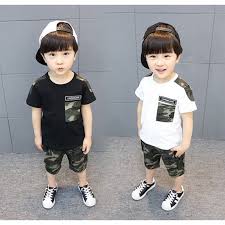 Baju koko ini di design dengan bahan dasar katun twirl, dengan perpaduan warna dasar hijau army dengan kombinasai warna coklat di bagian depan dan kerah baju. Harga Baju Army Anak Terbaik Pakaian Anak Perempuan Fashion Bayi Anak Agustus 2021 Shopee Indonesia