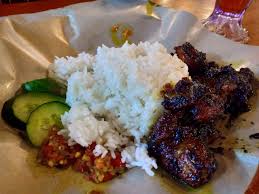 3 budak gemok nasi ayam kicap sambal gesek food court in sri hartamas kuala lumpur. Nasi 3 Budak Gemok Kota Dame Monolog Kakmim