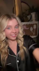 officially seventeen!!!🥳💗🪩 #birthday #17 #fyp