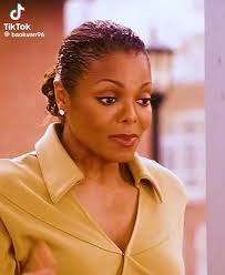 Keisha Marcus's Instagram, Twitter & Facebook