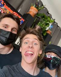 Did a photoshoot a lil but ago with @stormshoots blake liked the fancy  jacket