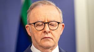 Cyclone Alfred: Qantas, Jetstar, Virgin Australia cancel flights to  Brisbane, Gold Coast, Byron