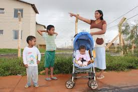 Prestação mínima de r$ 50,00 e comprometimento de até 10% da renda familiar, por 10 anos. Teoria E Debate Goiania Inova No Conceito De Moradia Para Baixa Renda Teoria E Debate