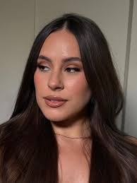 Essa maquiagem fez tanto sucesso que teve que vir pro feed 🤍