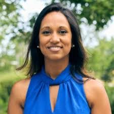 Amber Clontz's Instagram, Twitter & Facebook