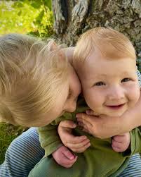 Had a blast Elk hunting this week in Idaho with my Dad and some friends.  Saw a couple rag horns, a satellite bull, and a big monster. His body  looked like it