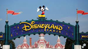 Welcome to the official youtube channel for the disneyland resort! Disney Investiert Zwei Milliarden Euro In Disneyland Paris