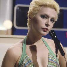 Born 29 september 1950) is an italian singer, actress and tv host. Loretta Goggi Compleanno Tra Lacrime E Risate I Suoi Fantastici 70 Anni