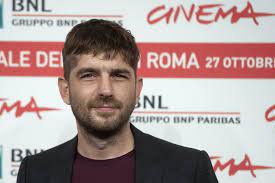 «la notizia della morte improvvisa di libero de rienzo è terribile e ci lascia tutti senza parole. Od3 Furchlkkum
