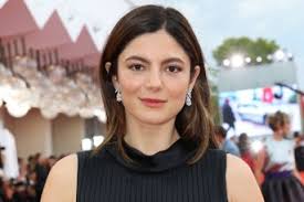 Cockroach Walks the 2023 Met Gala Red Carpet: Watch