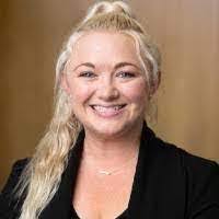 Heather Fluty's Instagram, Twitter & Facebook